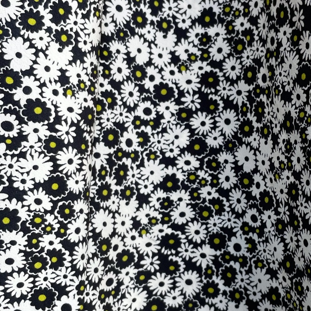 LEVI’S NWT Black White & Yellow Ditsy Floral Printed Button Down 90s Midi Dress - Picture 7 of 11